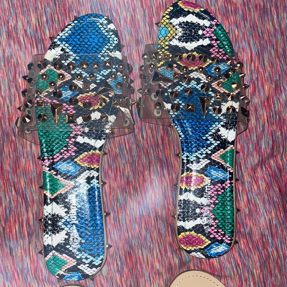 Women’s Sandals